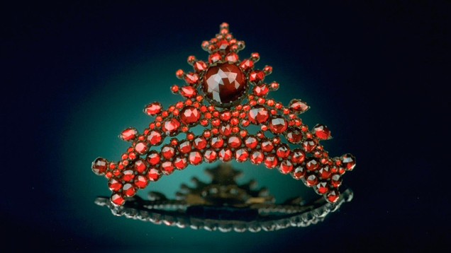 Antique Pyrope Hairpin