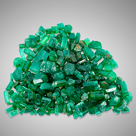 Rough emerald parcel from Afghanistan. Rough emerald parcel from Afghanistan.