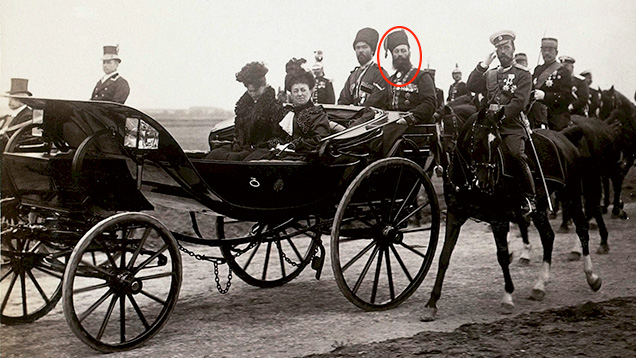 N.N. Pustynnikov escorts Empress Alexandra in a carriage N.N. Pustynnikov escorts Empress Alexandra in a carriage